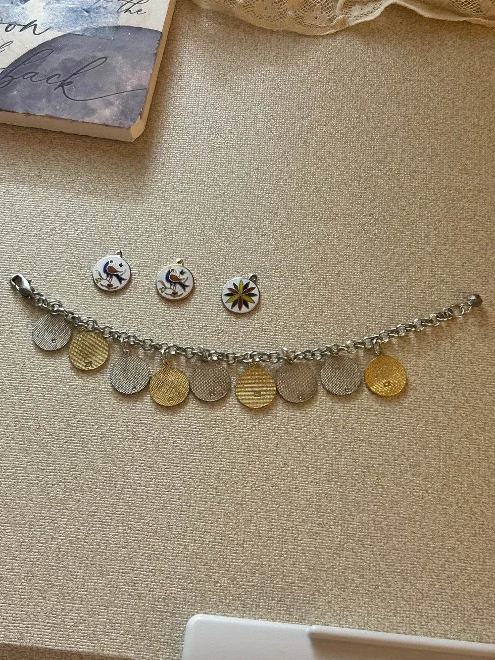 Vintage Deadstock Hoffman PA Dutch Enamel Hex Sign Charm Bracelet/Charms Rare